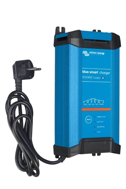 Victron Blue Smart IP22 12/30 (1 έξοδος)